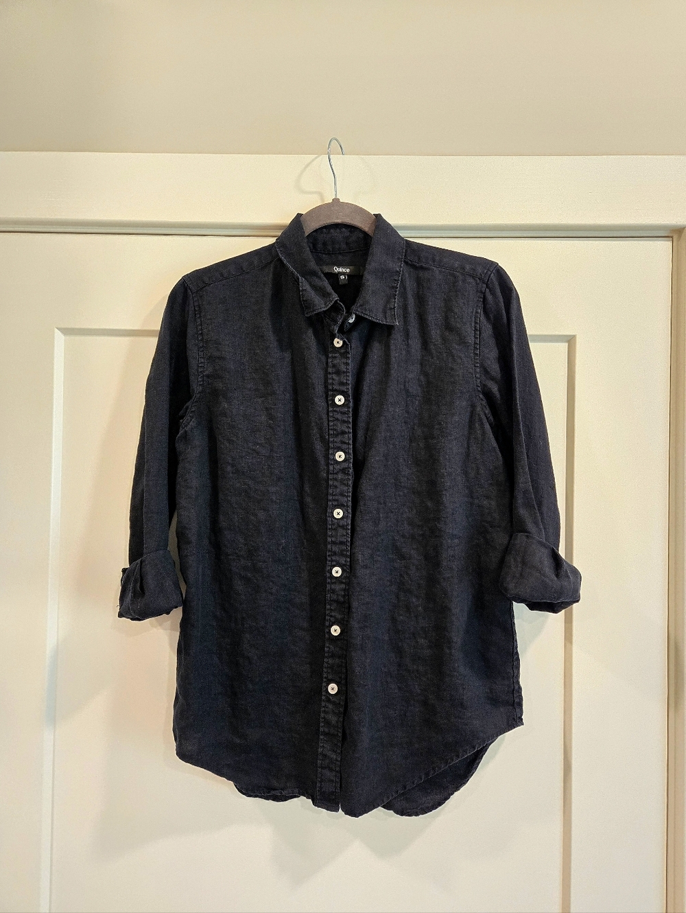 Quince Womens Black Button-Down Linen Shirt